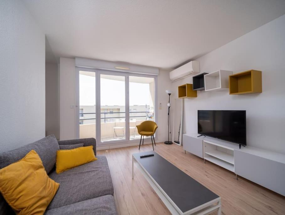 Appartement Tout Equipe Climatise Terrasse Hopital De La Timone Marseille Luaran gambar